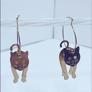 Vintage Dangling Kitty Earrings